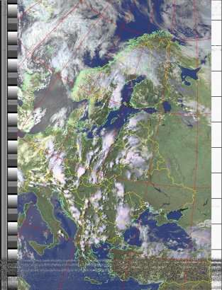 NOAA 19 northbound 53E at 20 Jun 2019 14:36:39 GMT on 137.10MHz, HVCT enhancement, Normal projection, Channel A: 2 (near infrared), Channel B: 4 (thermal infrared)